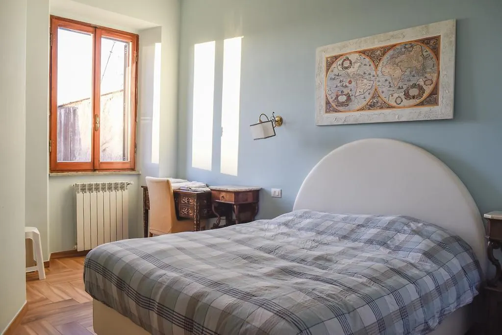 Penthouse Angelo Brunetti Roma 0*,